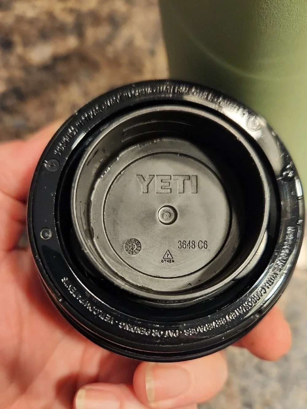 EUC YETI 18 OZ Light Green Travel Tumbler